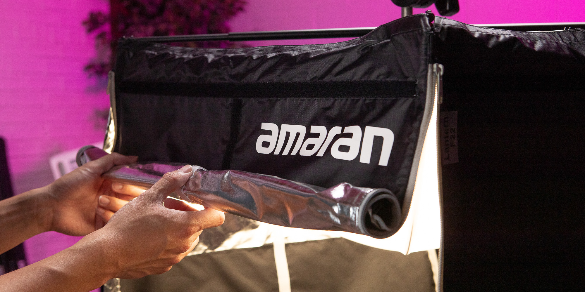 Softbox Amaran Lantern F22 - Wszechstronna kontrola światła